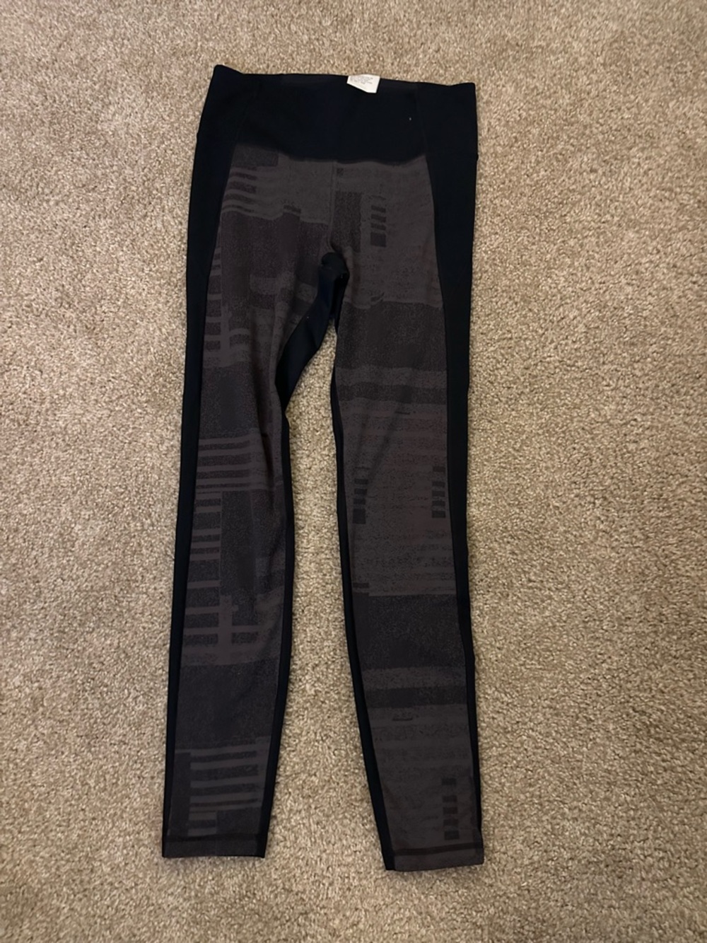 Under Armour Black & Charcoal Textured Leggings